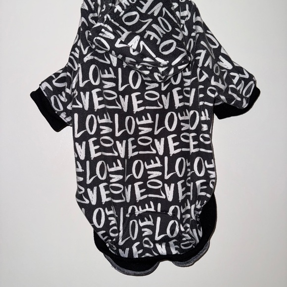 LOVE Black And White Stretch Hoodie Size XXL (For MEDIUM Sized Dogs) - Picture 3 of 5